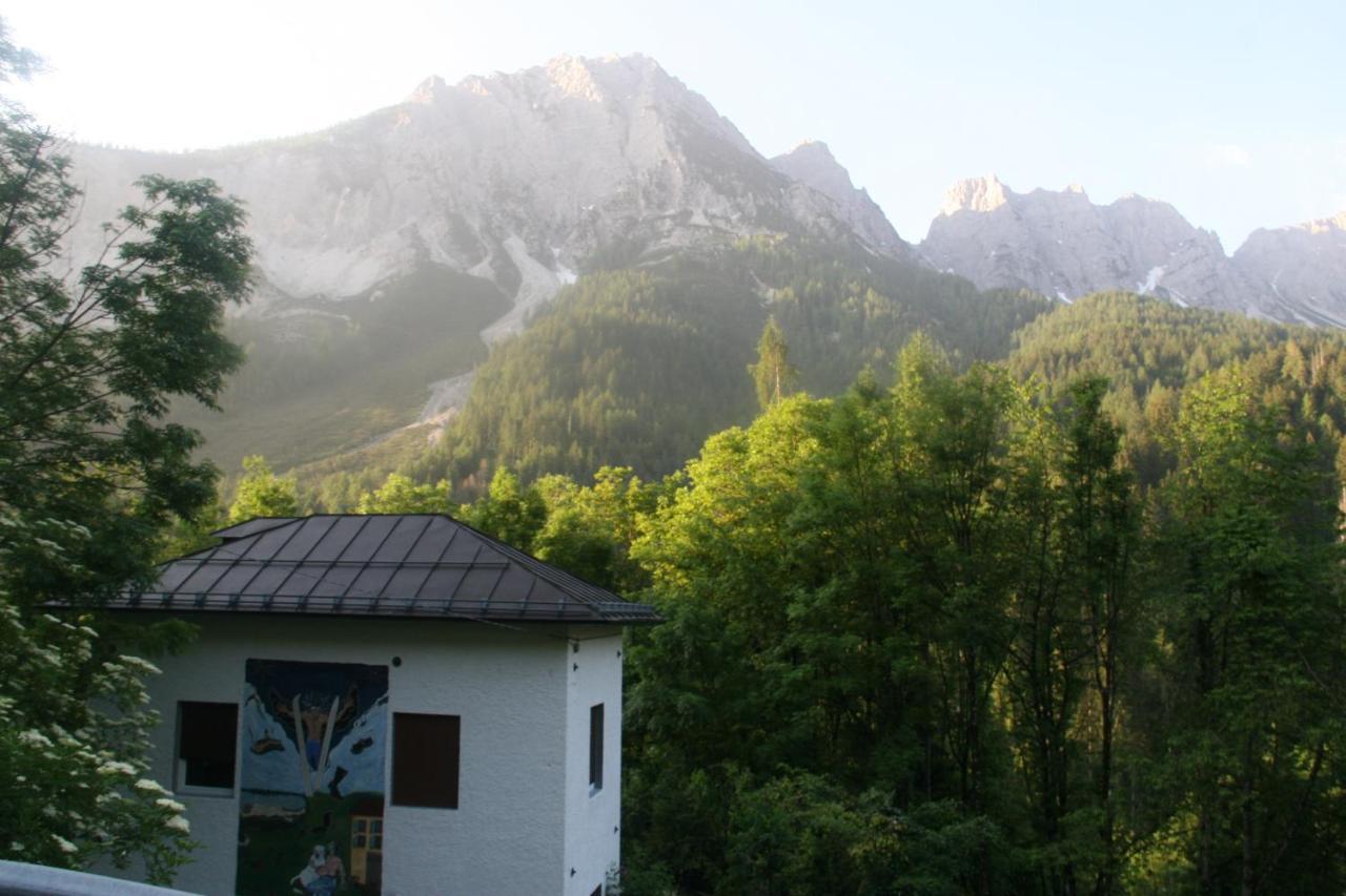 Hôtel Dolomiti House à Cibiana Extérieur photo